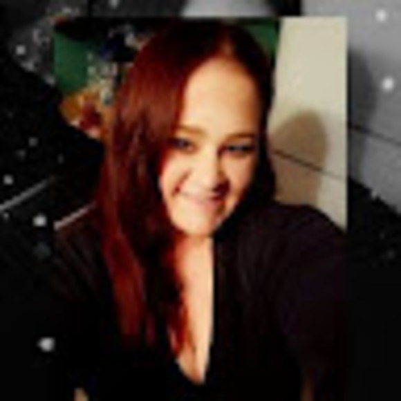 Meet your Posher, Tina - Picture 1 of 1